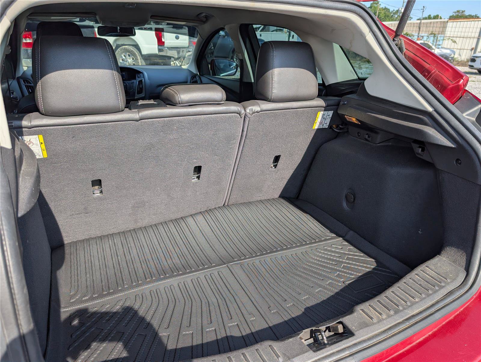 Used 2012 Ford Focus SEL FWD image 33