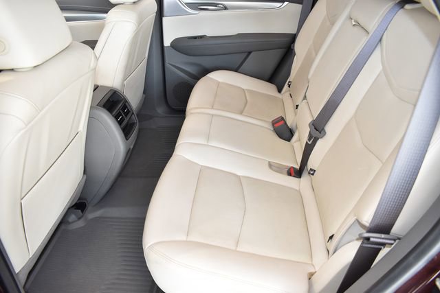 Used 2022 Cadillac XT5 Premium Luxury w/ LPO, Floor Liner Package AWD/4WD image 17