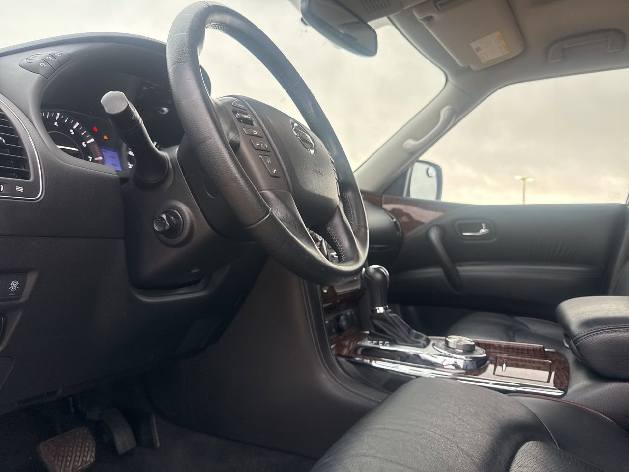 Used 2020 Nissan Armada SL w/ Premium Package image 43