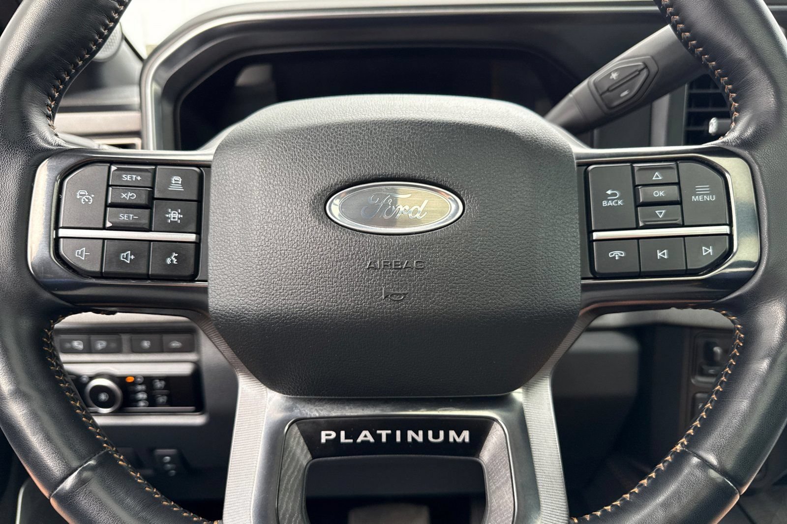 Used 2023 Ford F350 Platinum AWD/4WD image 24