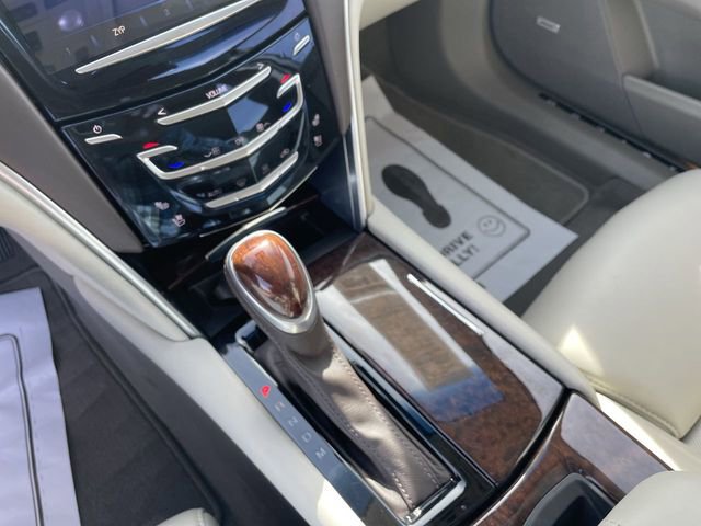 Used 2014 Cadillac XTS Platinum image 18