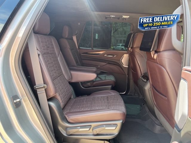 Used 2023 Cadillac Escalade V AWD/4WD image 17