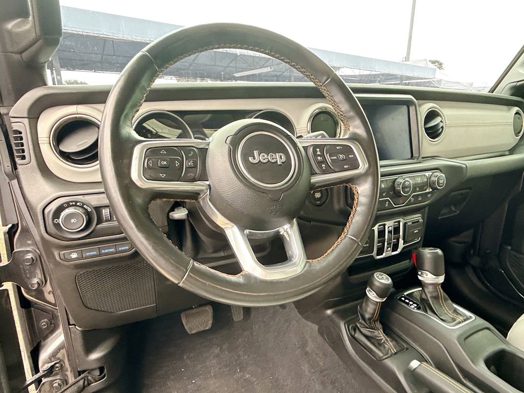 Used 2021 Jeep Wrangler Unlimited Sahara image 12