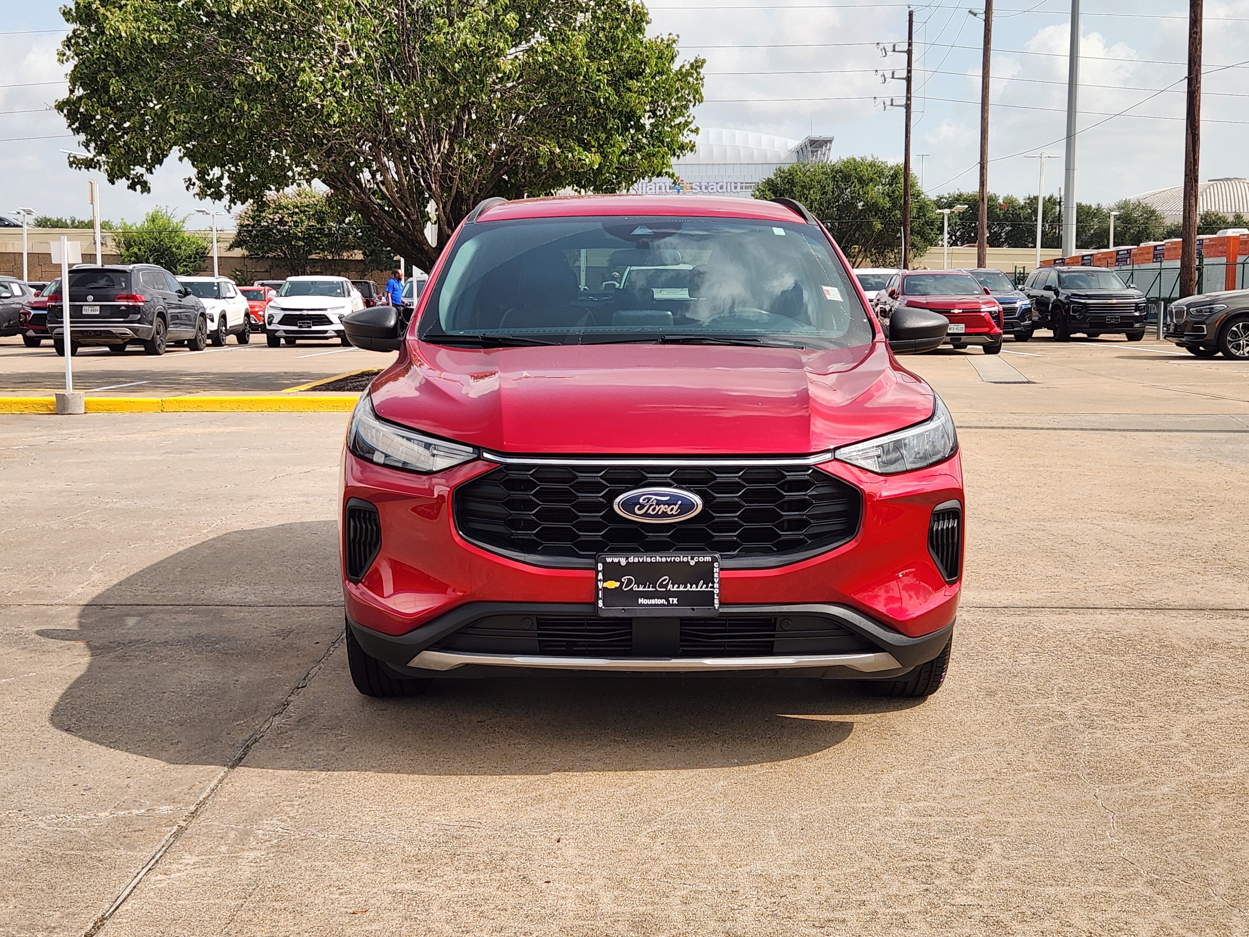 Used 2025 Ford Escape ST-Line FWD image 3