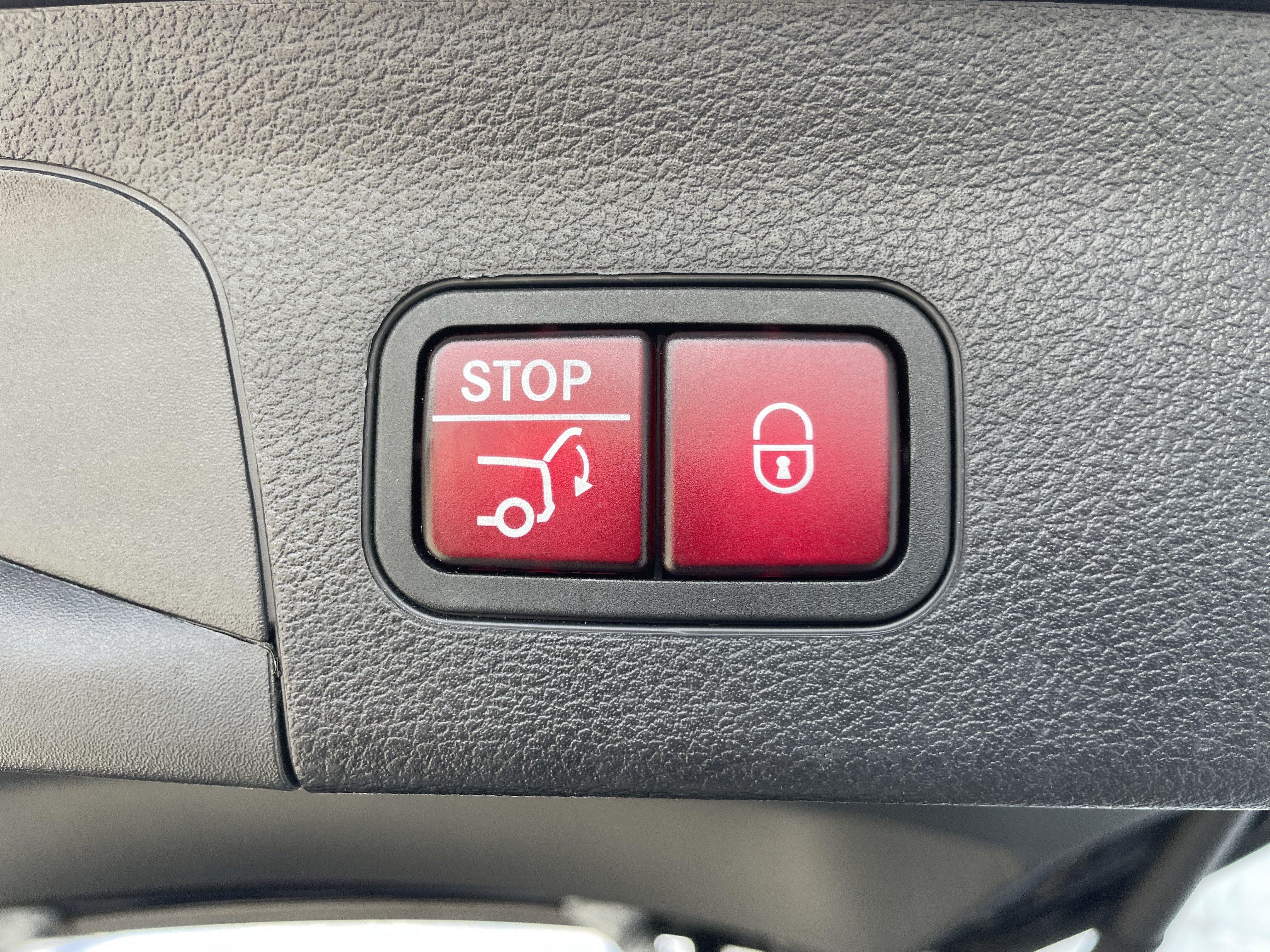 Used 2022 Mercedes-Benz GLS 450 4MATIC image 43