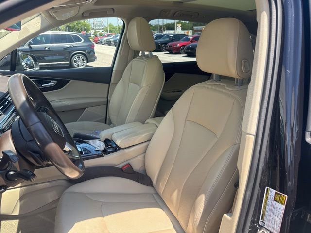 Used 2019 Audi Q7 3.0T Prestige AWD/4WD image 16