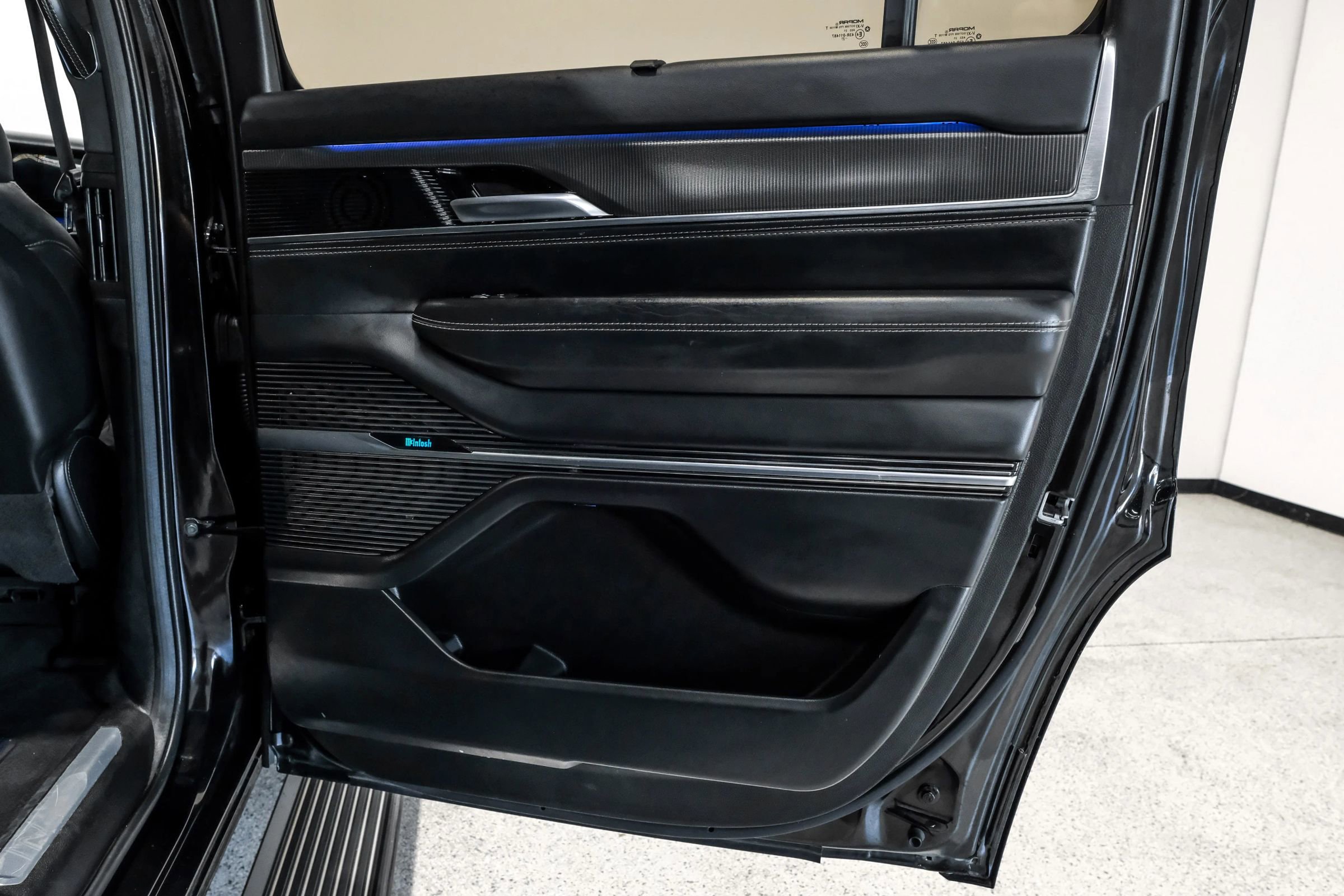 Used 2022 Jeep Grand Wagoneer Series II image 58