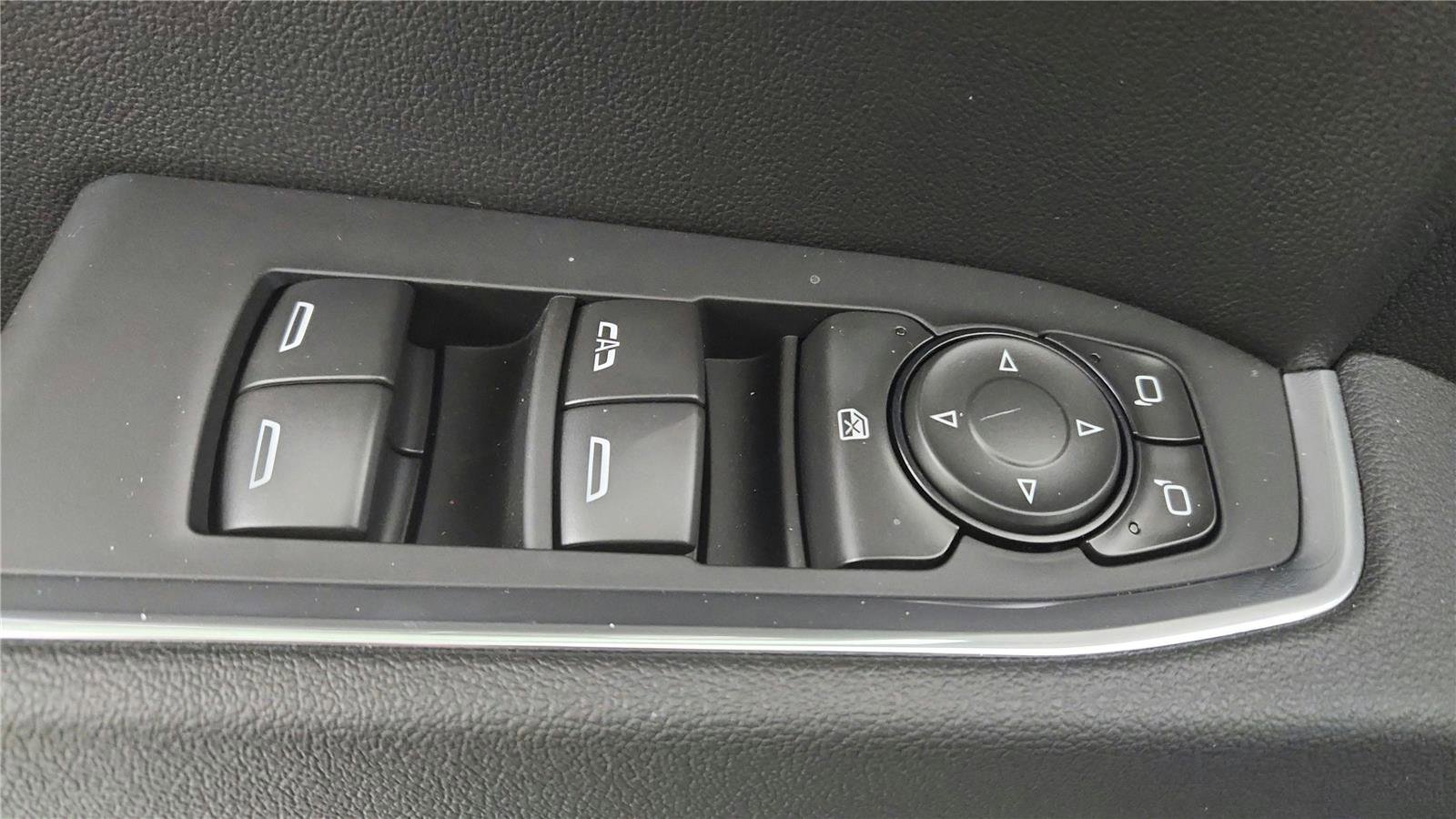 New 2026 GMC Sierra 1500 SLE image 24