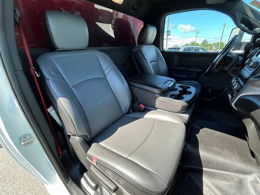 Used 2021 RAM 5500 Tradesman RWD image 36