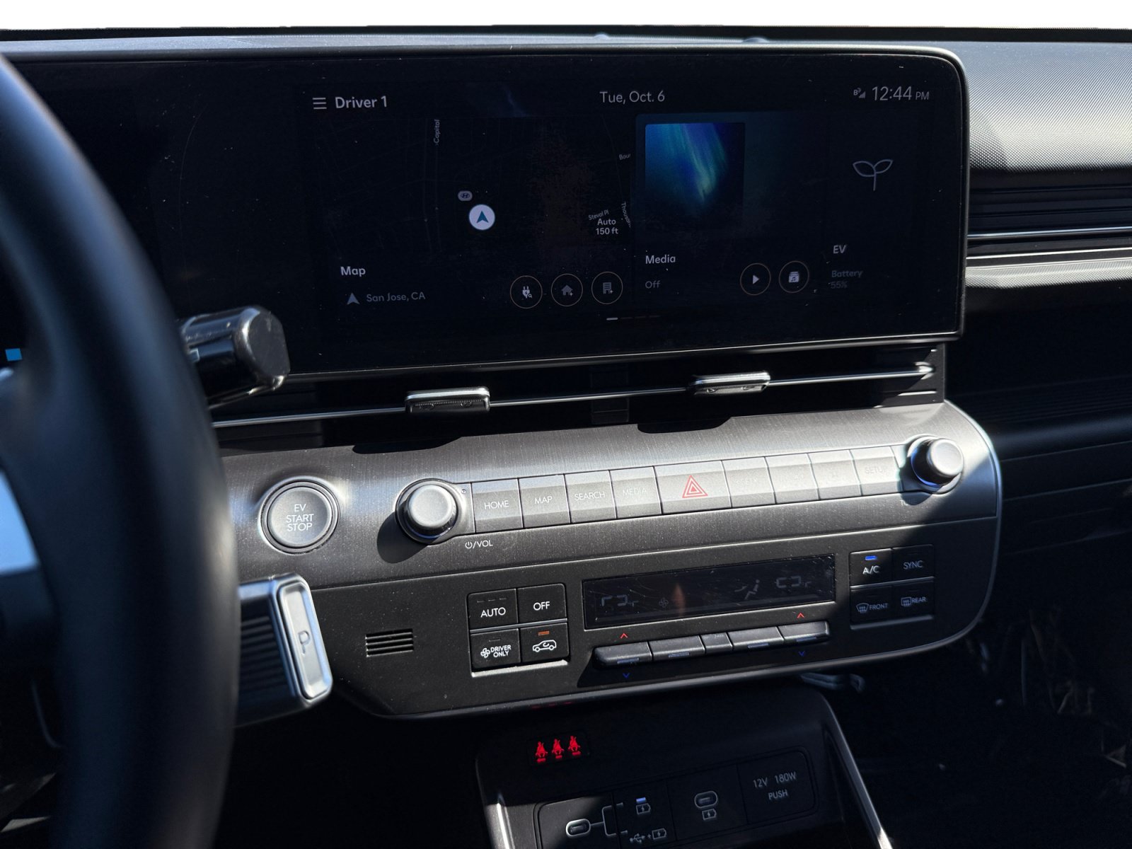 Certified 2025 Hyundai Kona SEL FWD image 12