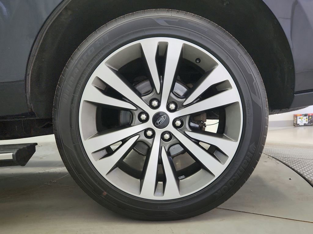 Used 2021 Ford Expedition Platinum image 42
