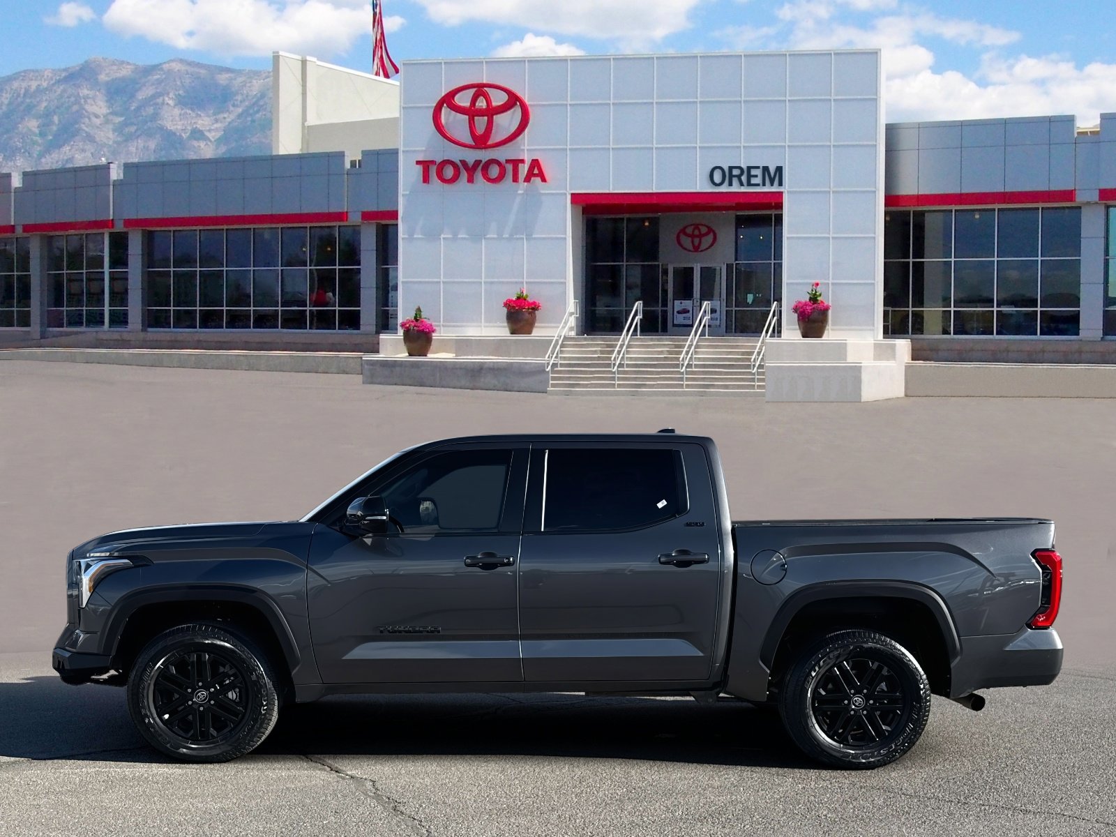 Used 2024 Toyota Tundra SR5 w/ Advanced Technology Package image 6