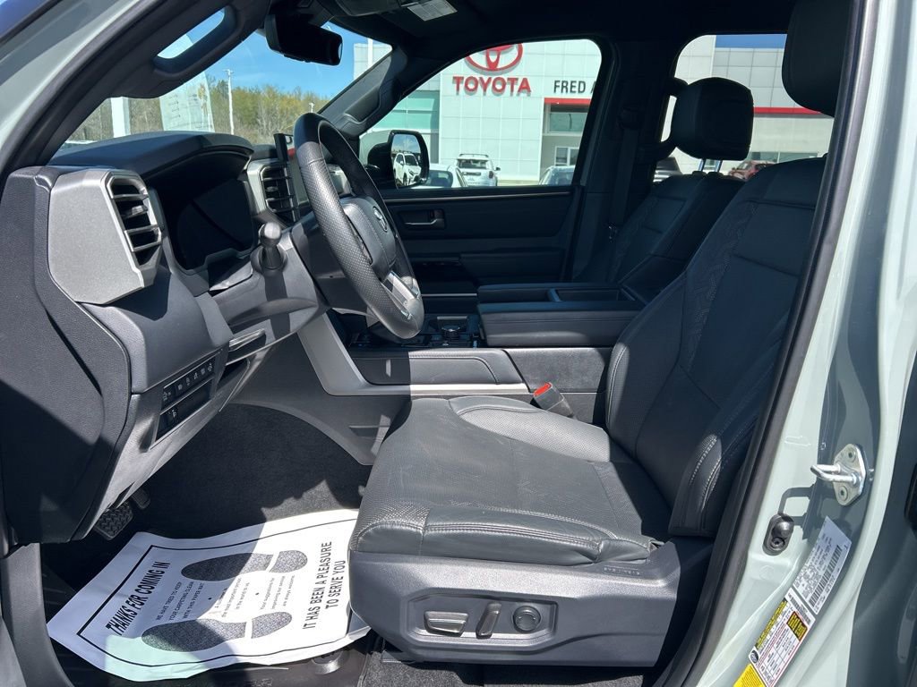 Used 2025 Toyota Tundra Limited image 2