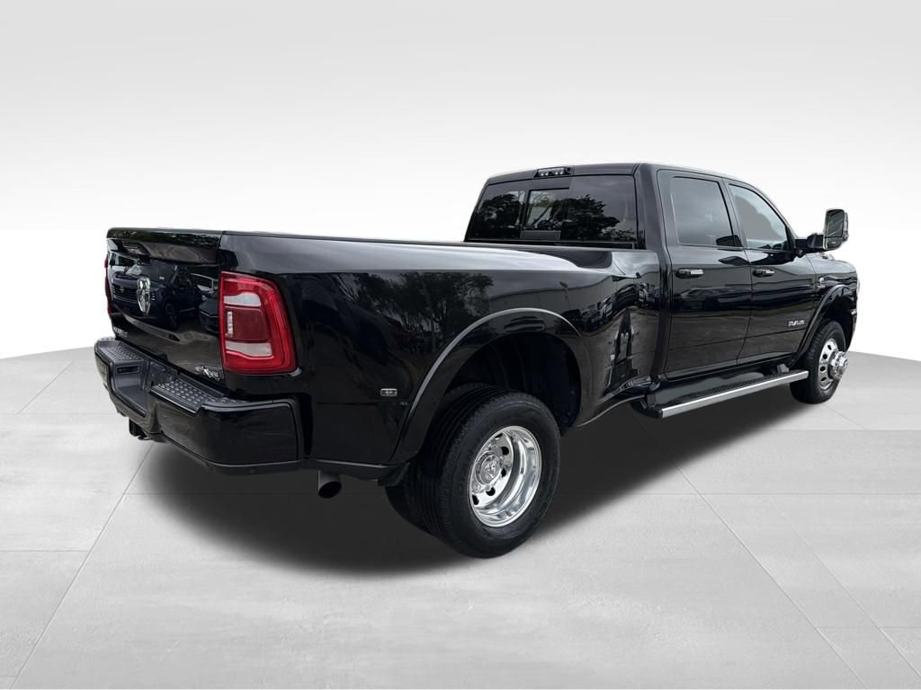 Used 2020 RAM 3500 Laramie image 8