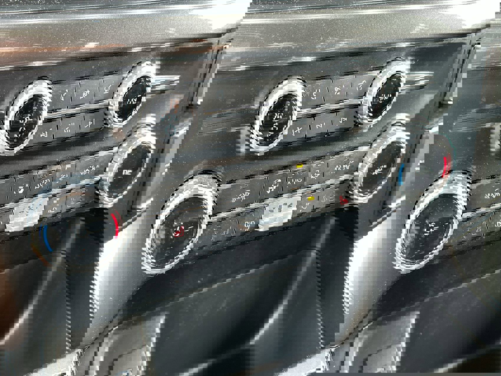 Used 2023 Ford F150 XLT w/ Equipment Group 302A High image 19