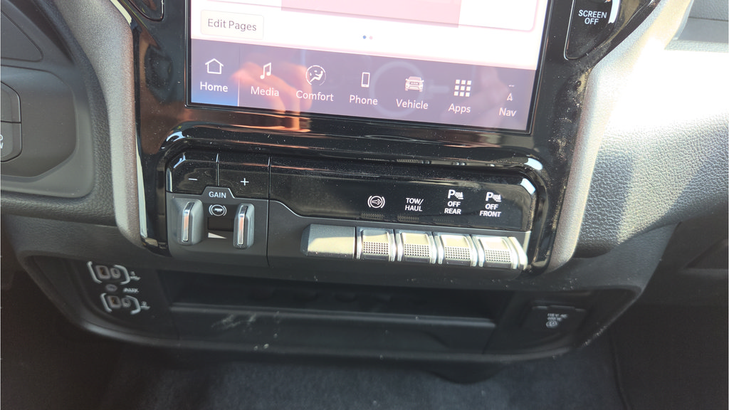 New 2026 RAM 3500 Tradesman AWD/4WD image 43