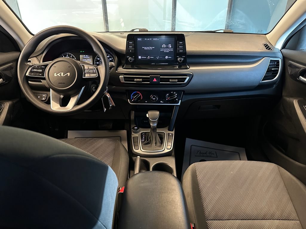 Used 2023 Kia Seltos LX AWD/4WD image 9