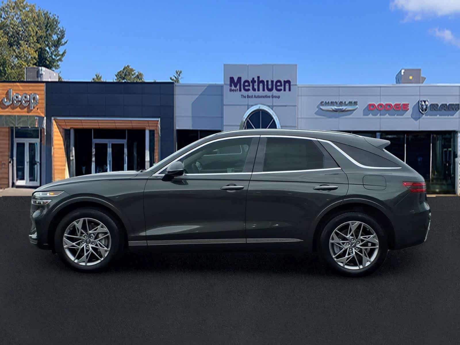 Used 2025 Genesis GV70 2.5T AWD/4WD image 9