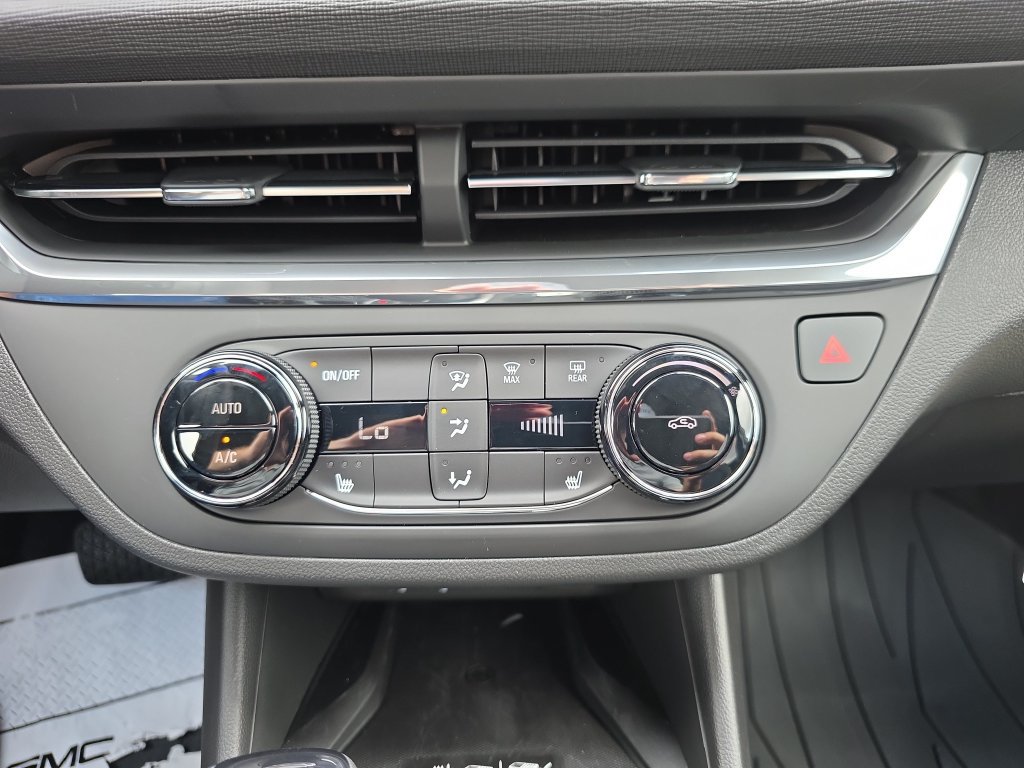 New 2026 Buick Envista Sport Touring w/ Convenience I Package FWD image 25