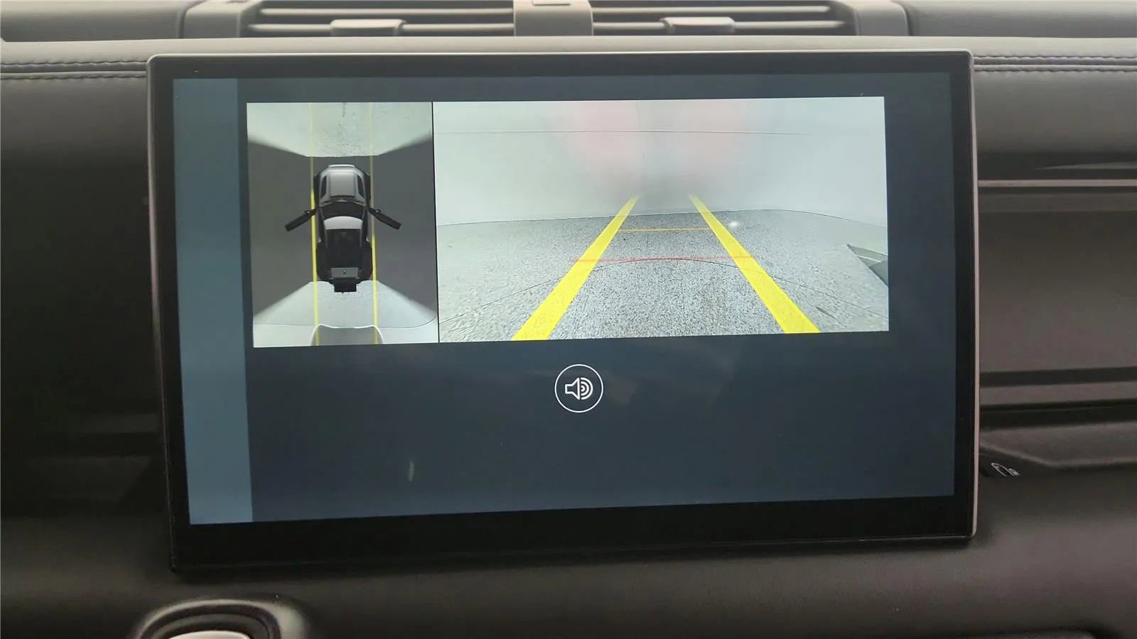 Used 2022 Land Rover Defender 90 V8 image 30