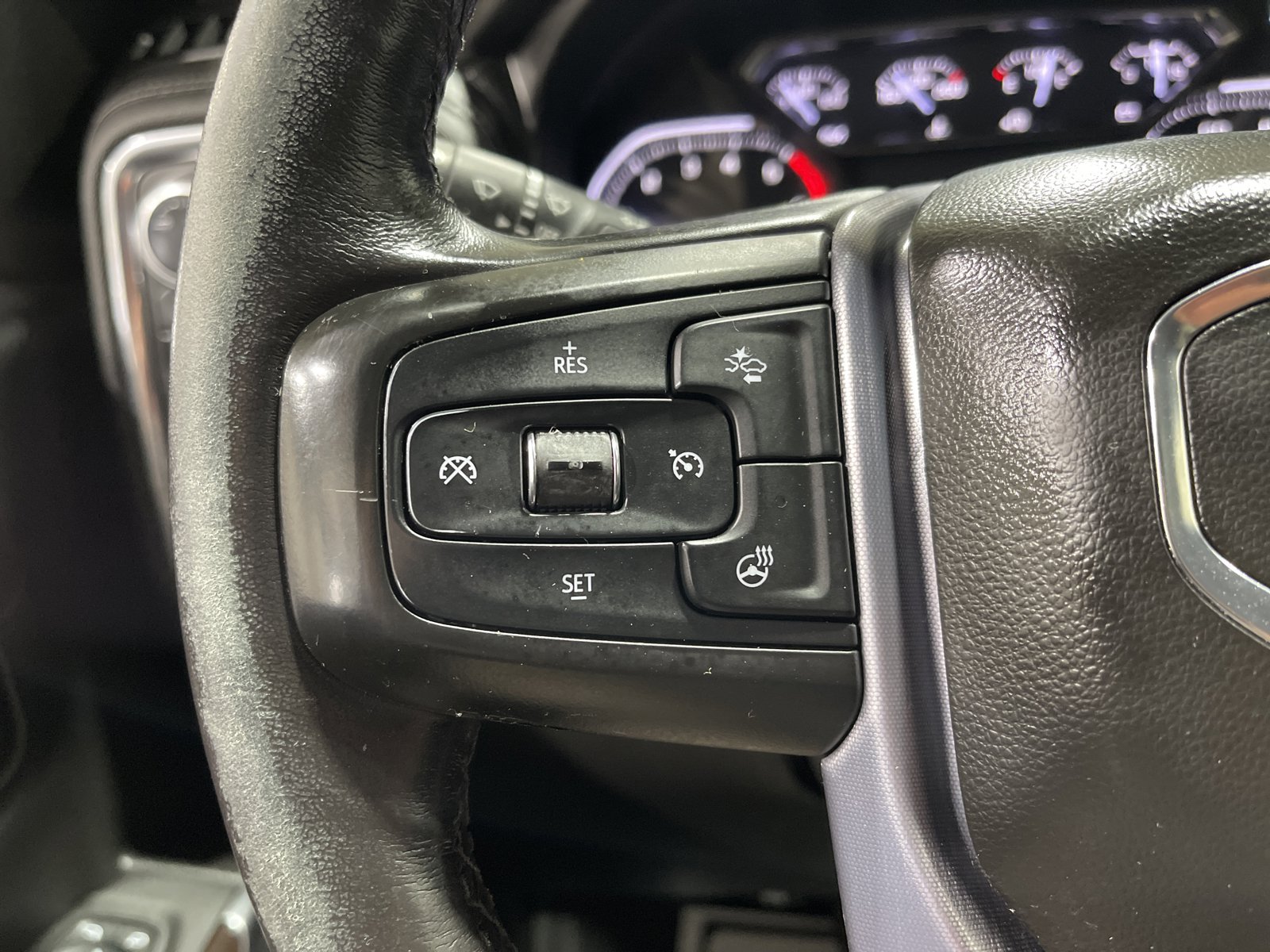 Used 2020 GMC Sierra 1500 SLT w/ SLT Premium Plus Package AWD/4WD image 30