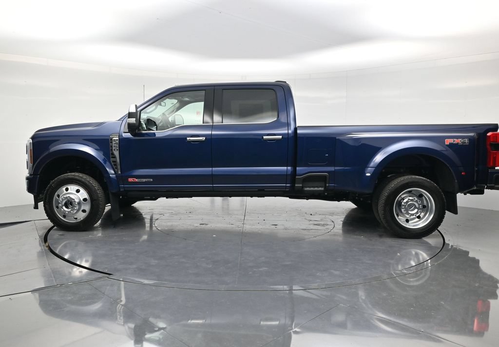 New 2027 Ford F450 Platinum w/ Platinum Plus Package AWD/4WD image 8