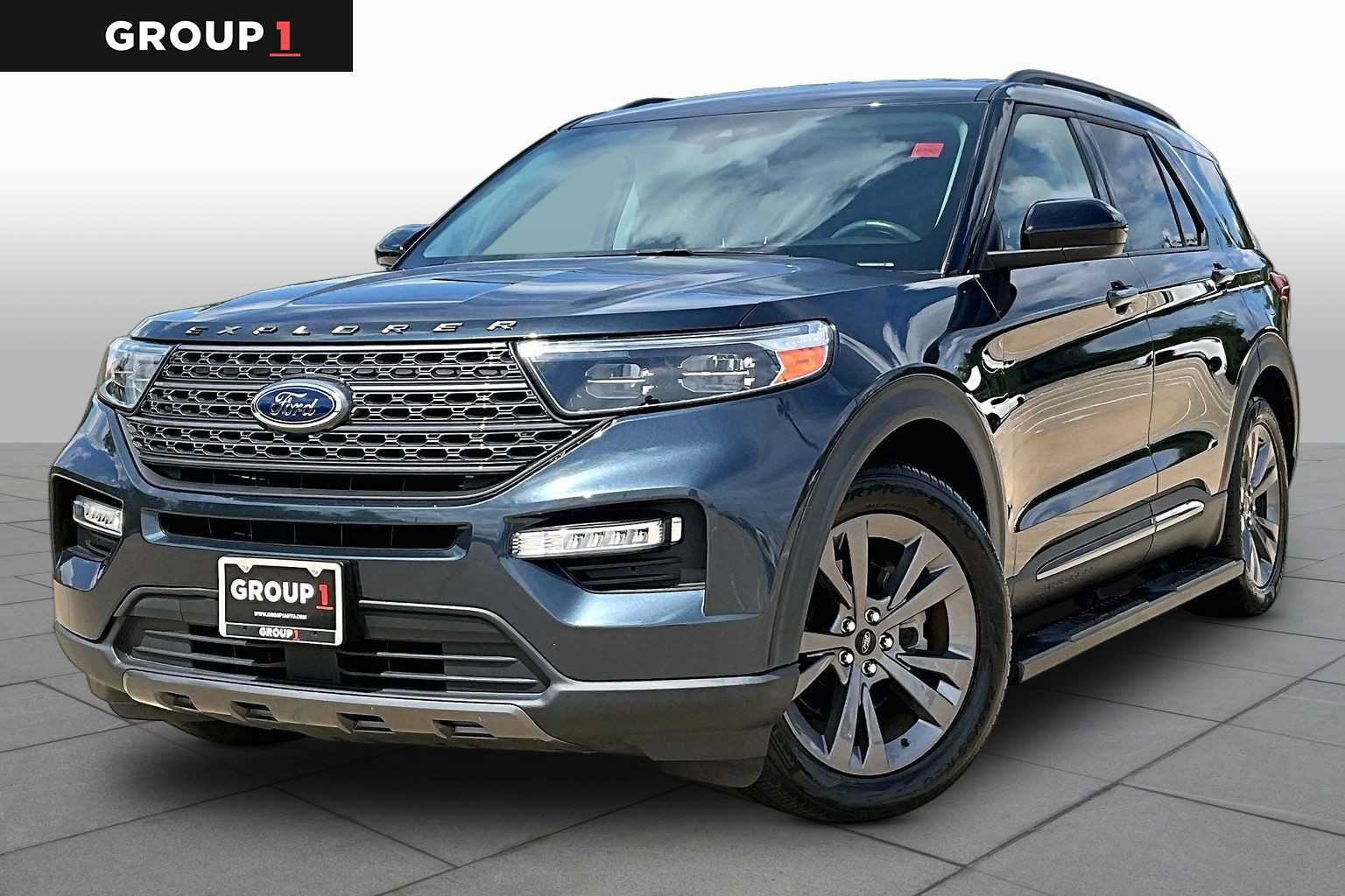Used 2022 Ford Explorer XLT w/ Equipment Group 202A RWD image 1
