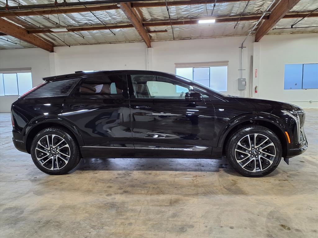 New 2026 Cadillac Optiq Sport 1 image 4