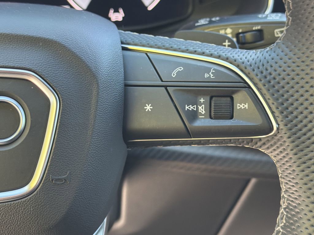 Used 2024 Audi SQ8 Premium Plus image 28