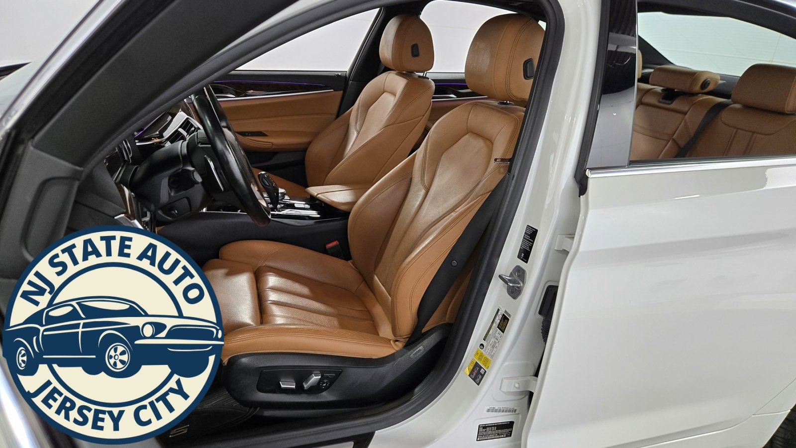 Used 2018 BMW 530e xDrive image 25