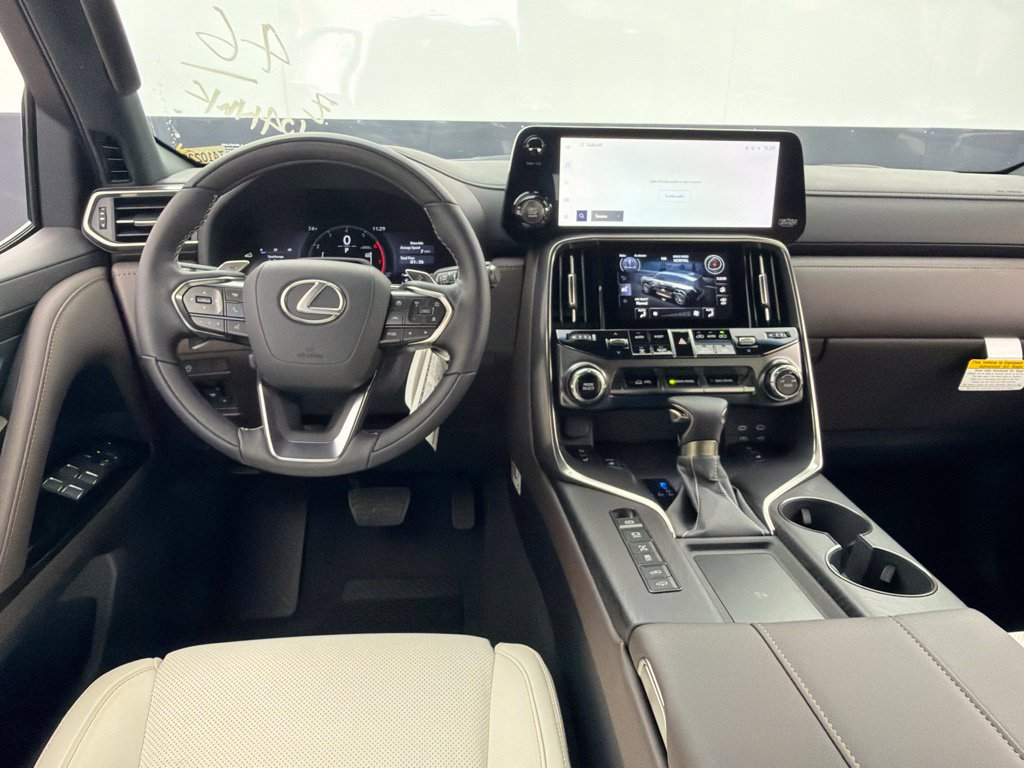 New 2026 Lexus LX 600 4WD w/ Appearance Package image 7