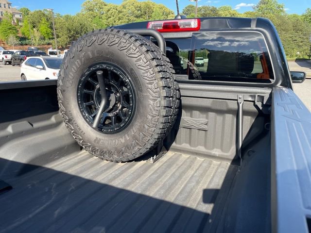 Used 2024 GMC Canyon AT4X w/ AT4X AEV Edition image 5