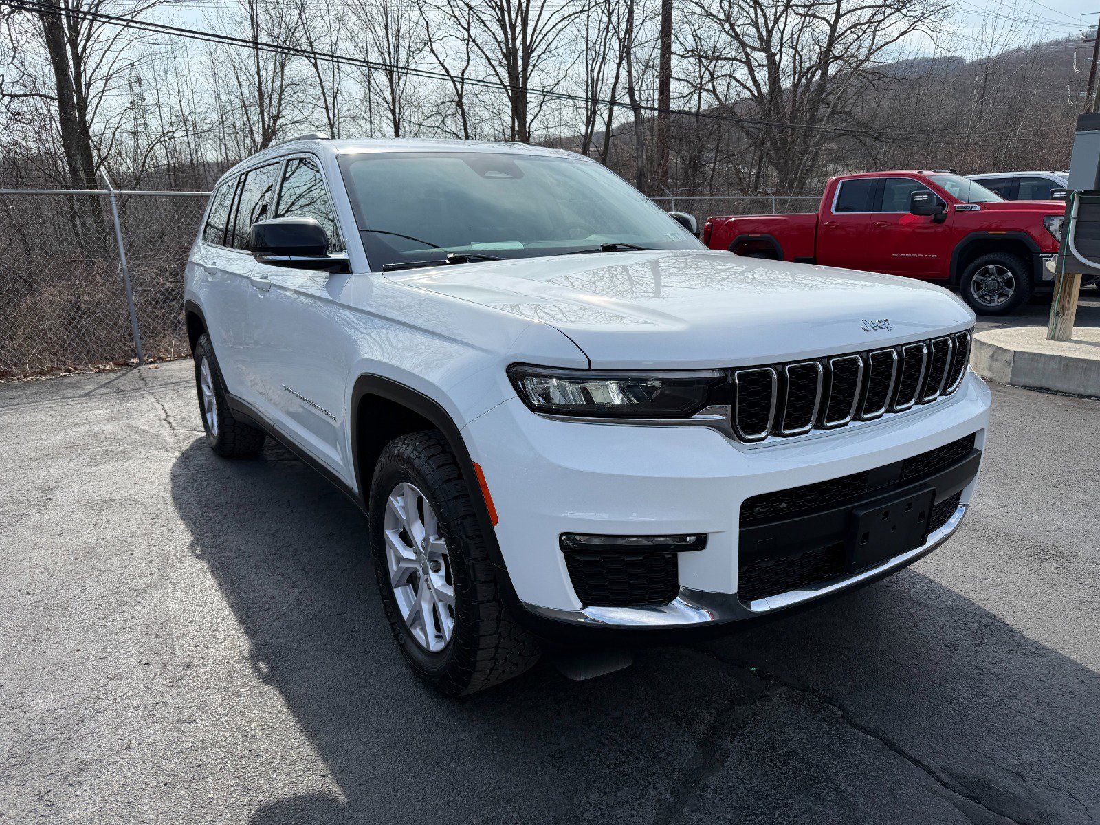 Used 2022 Jeep Grand Cherokee L Limited AWD/4WD image 7