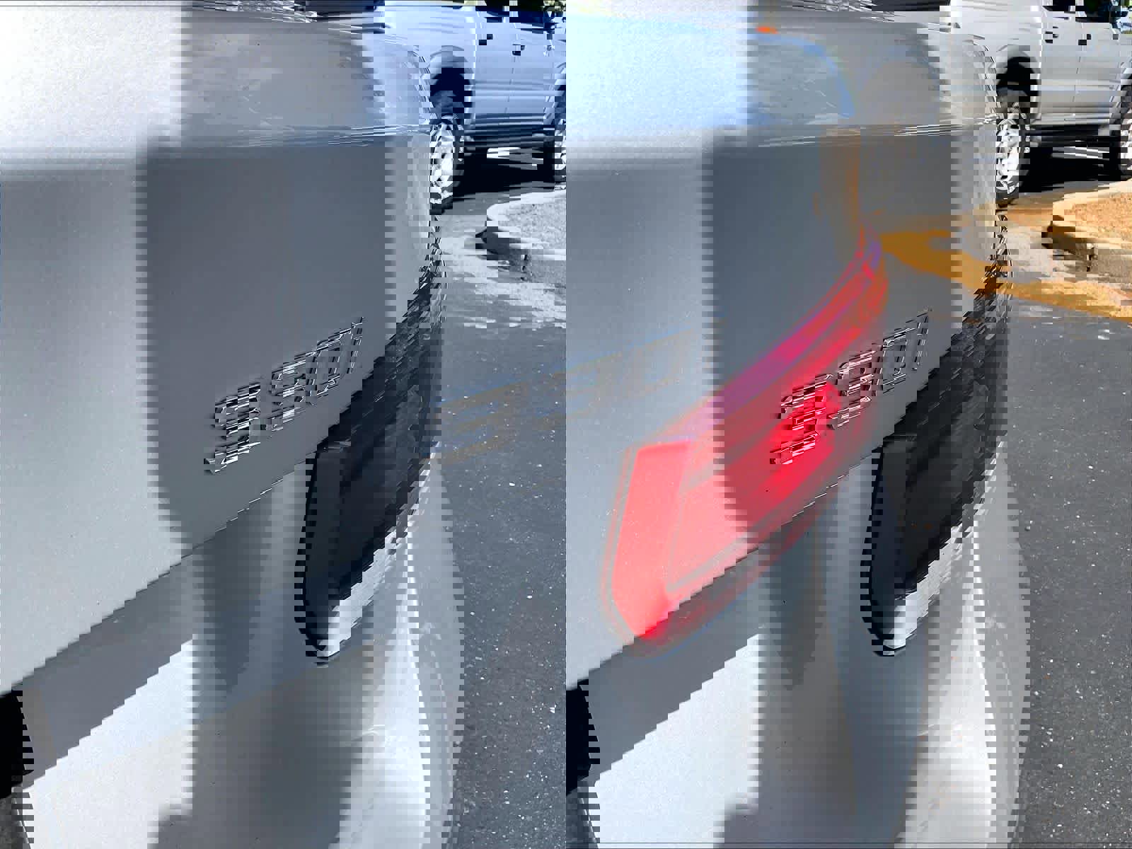 Used 2017 BMW 330i xDrive Sedan AWD/4WD image 10