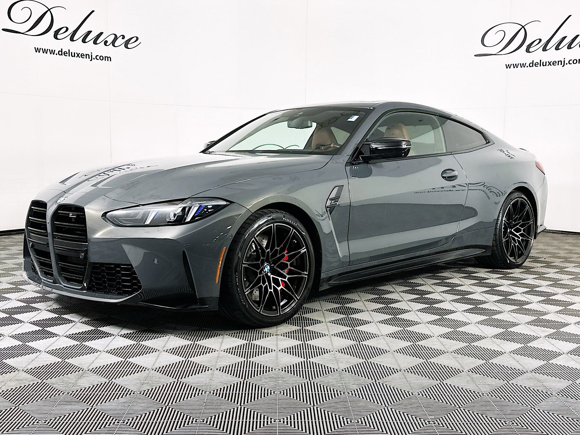 Used 2025 BMW M4 Competition w/ Executive Package image 3