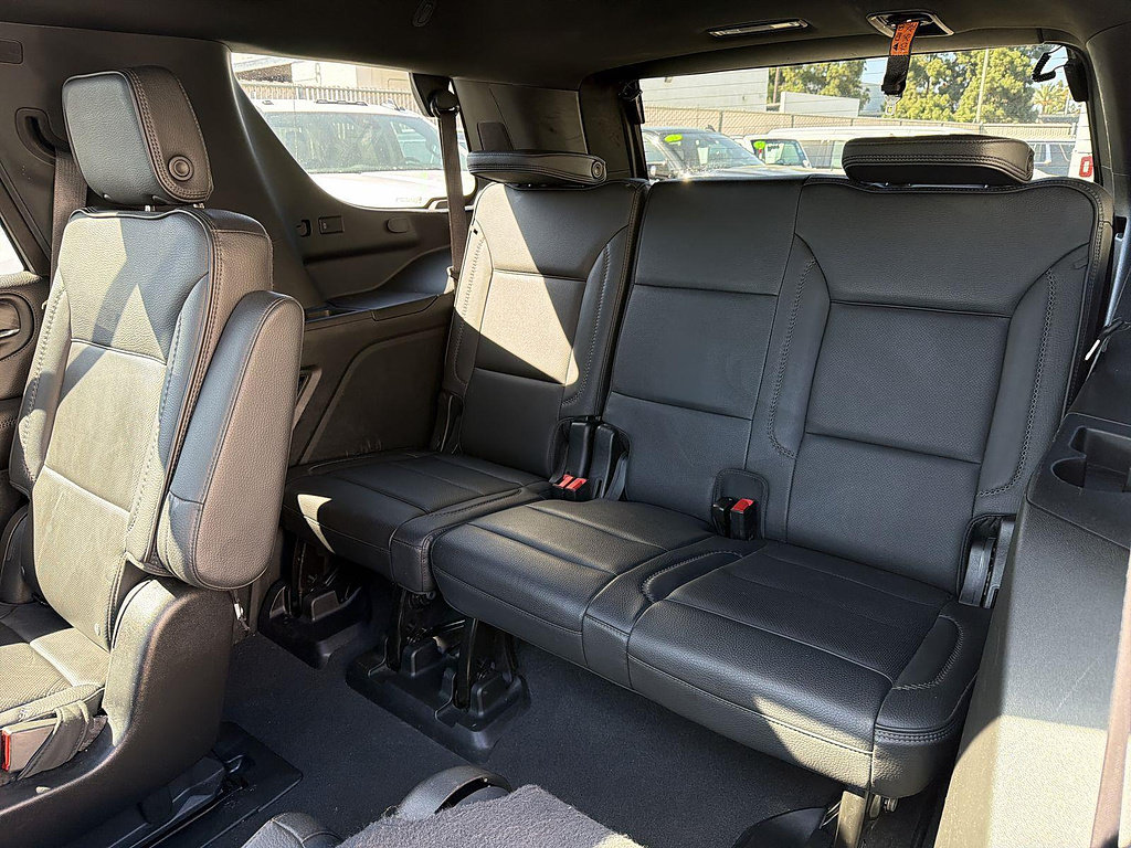 Used 2024 GMC Yukon Denali RWD image 43