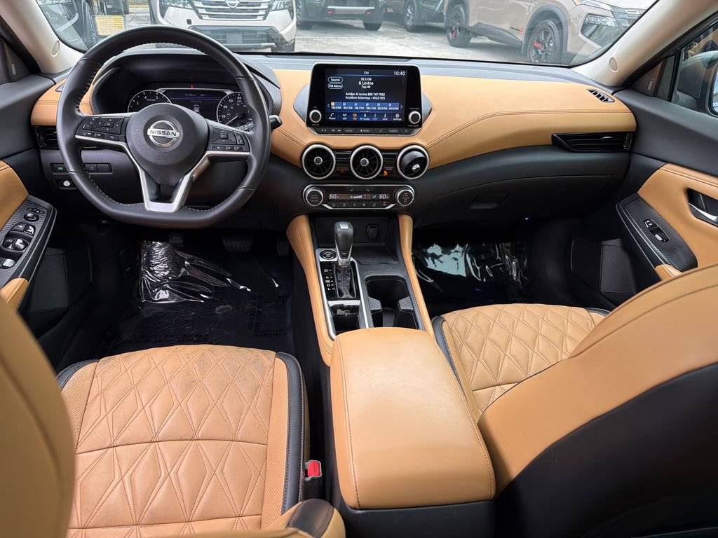 Used 2021 Nissan Sentra SV w/ SV Premium Package FWD image 15