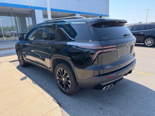 Used 2026 Chevrolet Traverse LT w/ Sun and Wheel Package AWD/4WD image 7