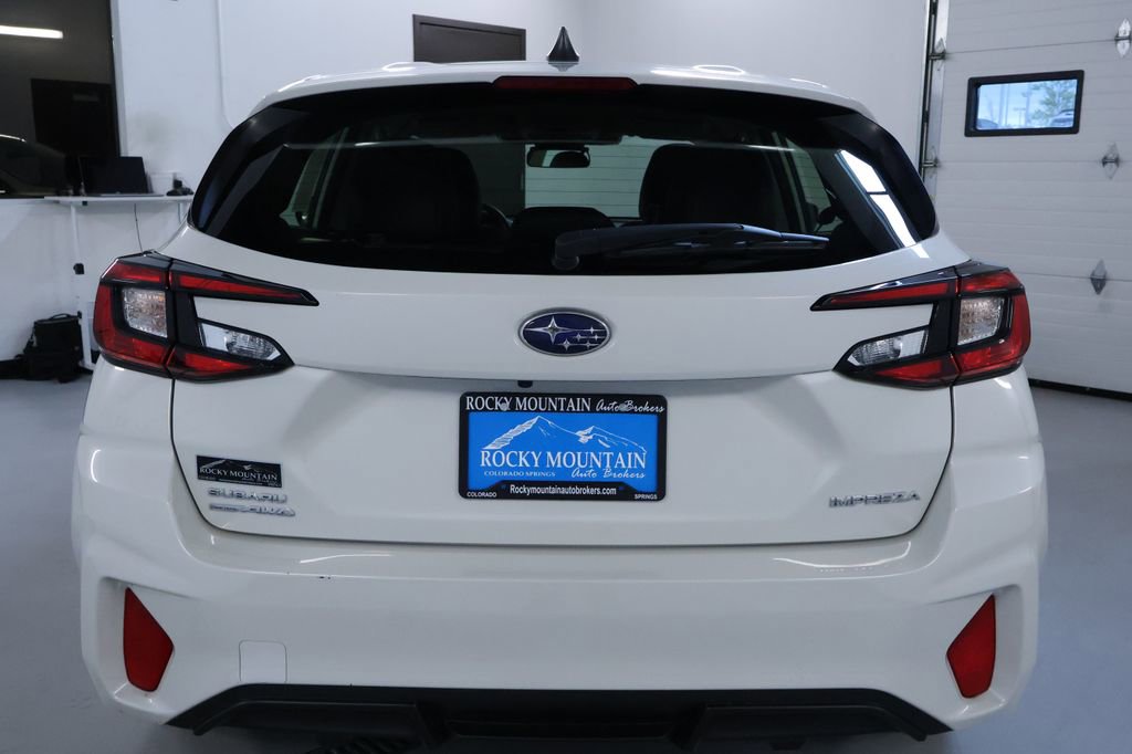 Used 2024 Subaru Impreza 2.0i AWD/4WD image 6