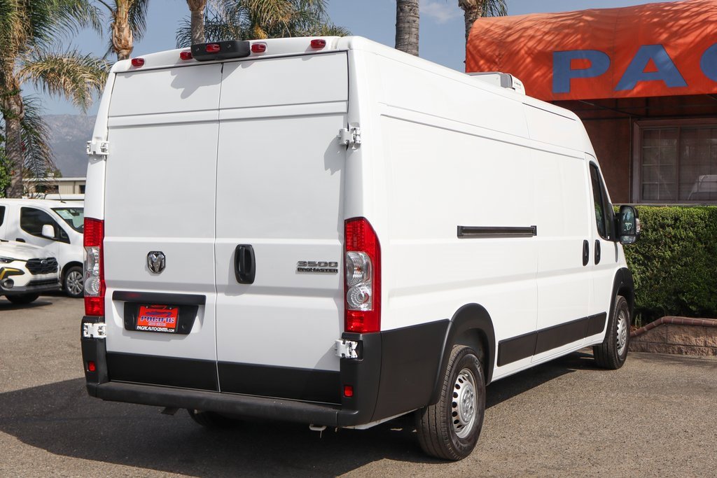Used 2025 RAM ProMaster 3500 w/ Convenience Group image 9