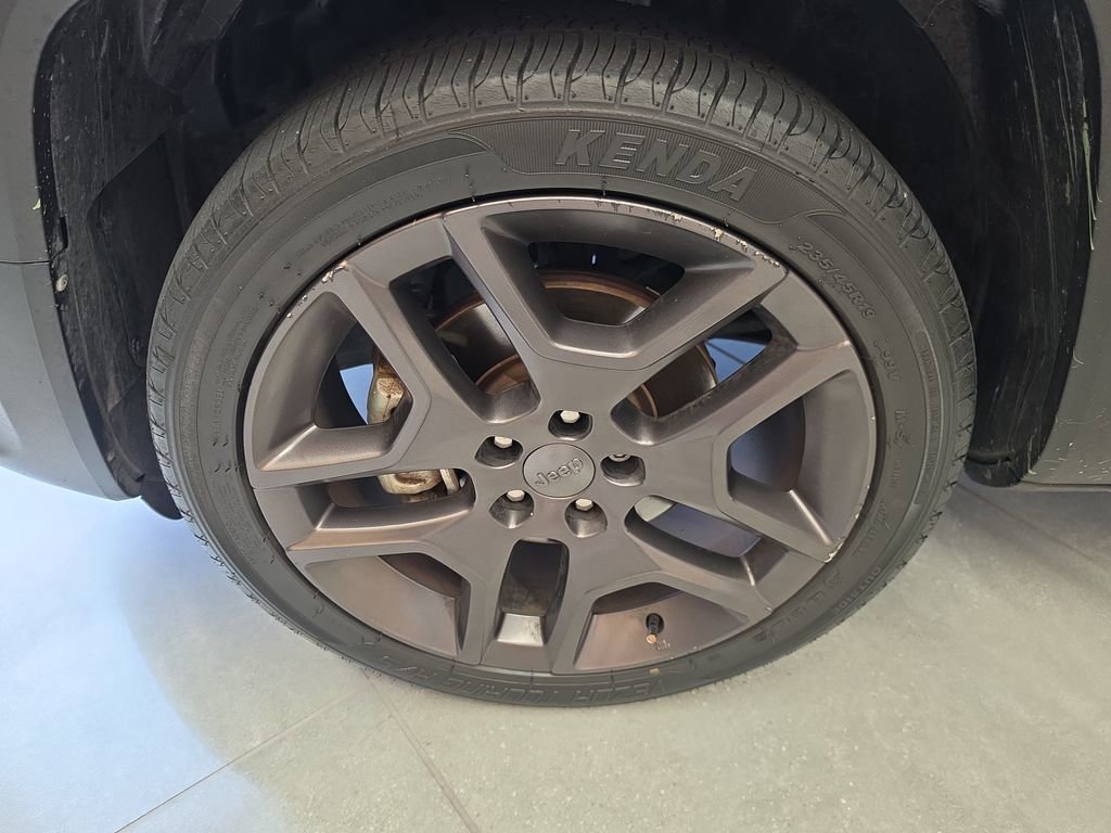 Used 2021 Jeep Renegade Latitude w/ Sun & Sound Group FWD image 35