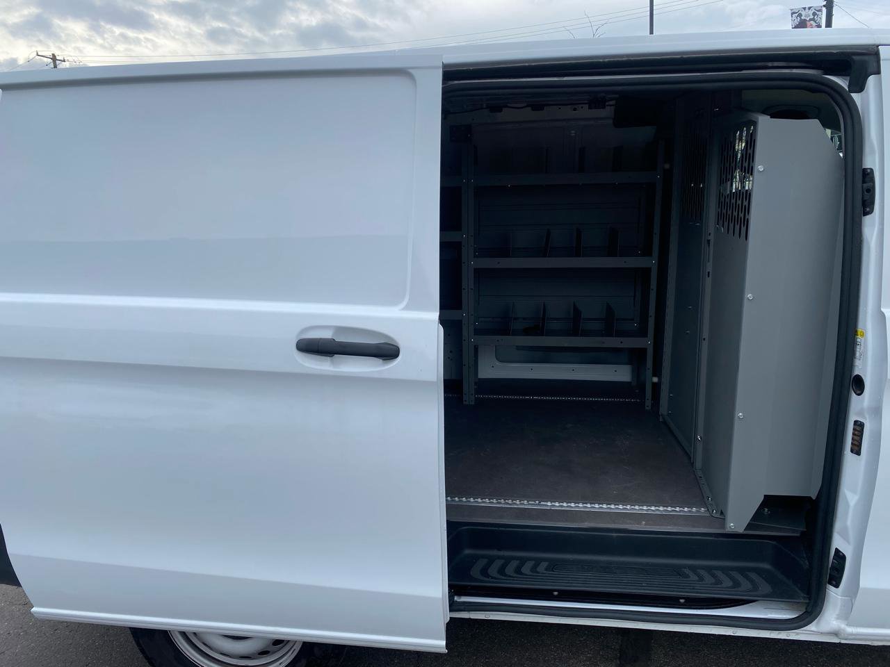 Used 2021 Mercedes-Benz Metris image 5