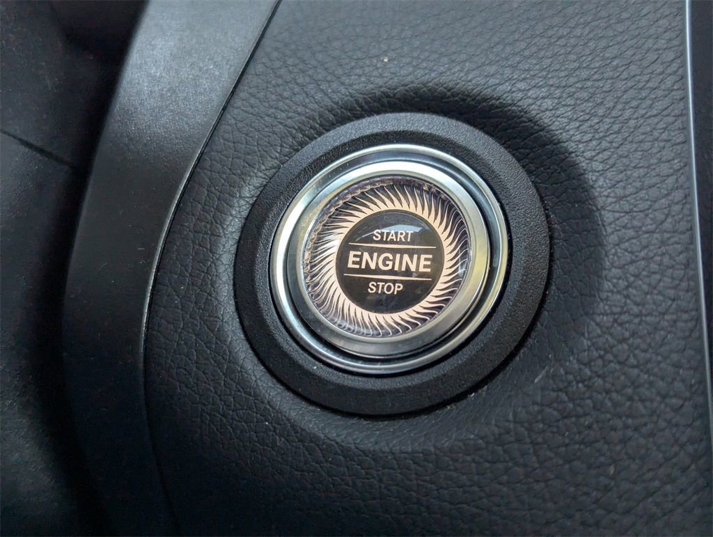 Used 2022 Mercedes-Benz GLC 300 image 28