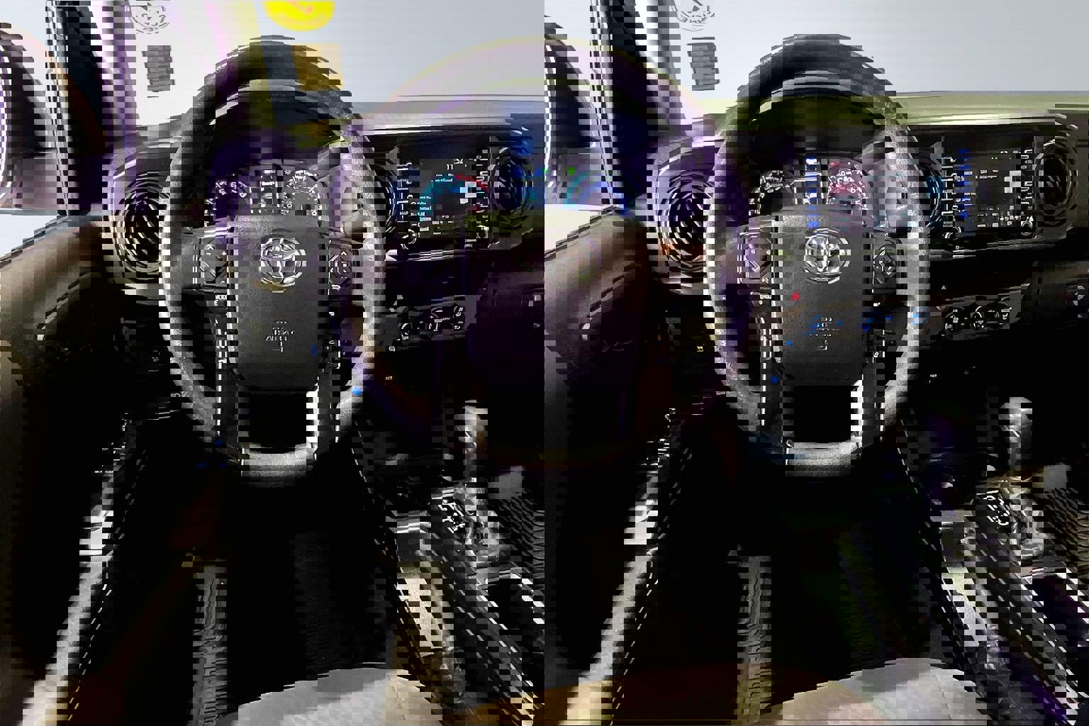 Used 2021 Toyota Tacoma SR image 9