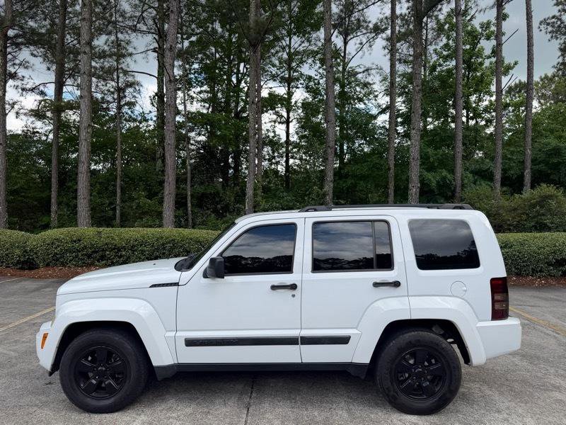 Used 2012 Jeep Liberty Sport RWD image 5