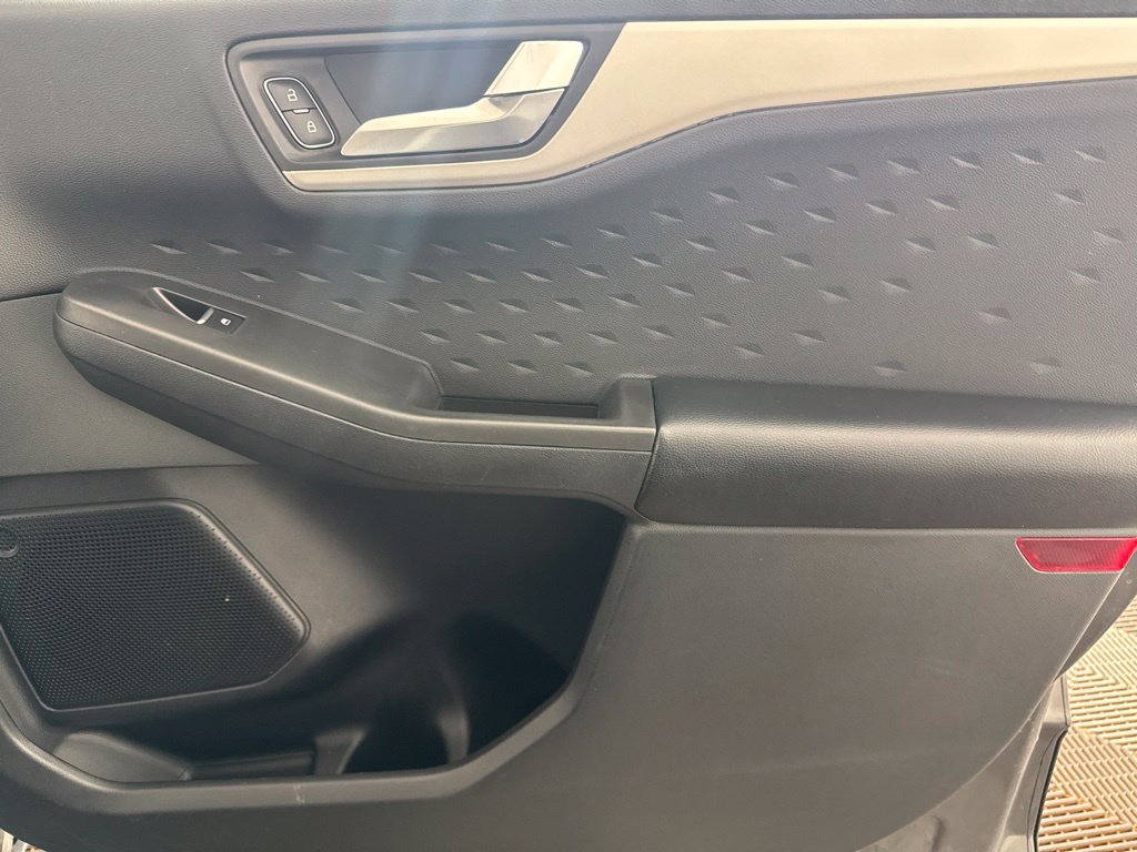 Used 2020 Ford Escape SEL AWD/4WD image 21