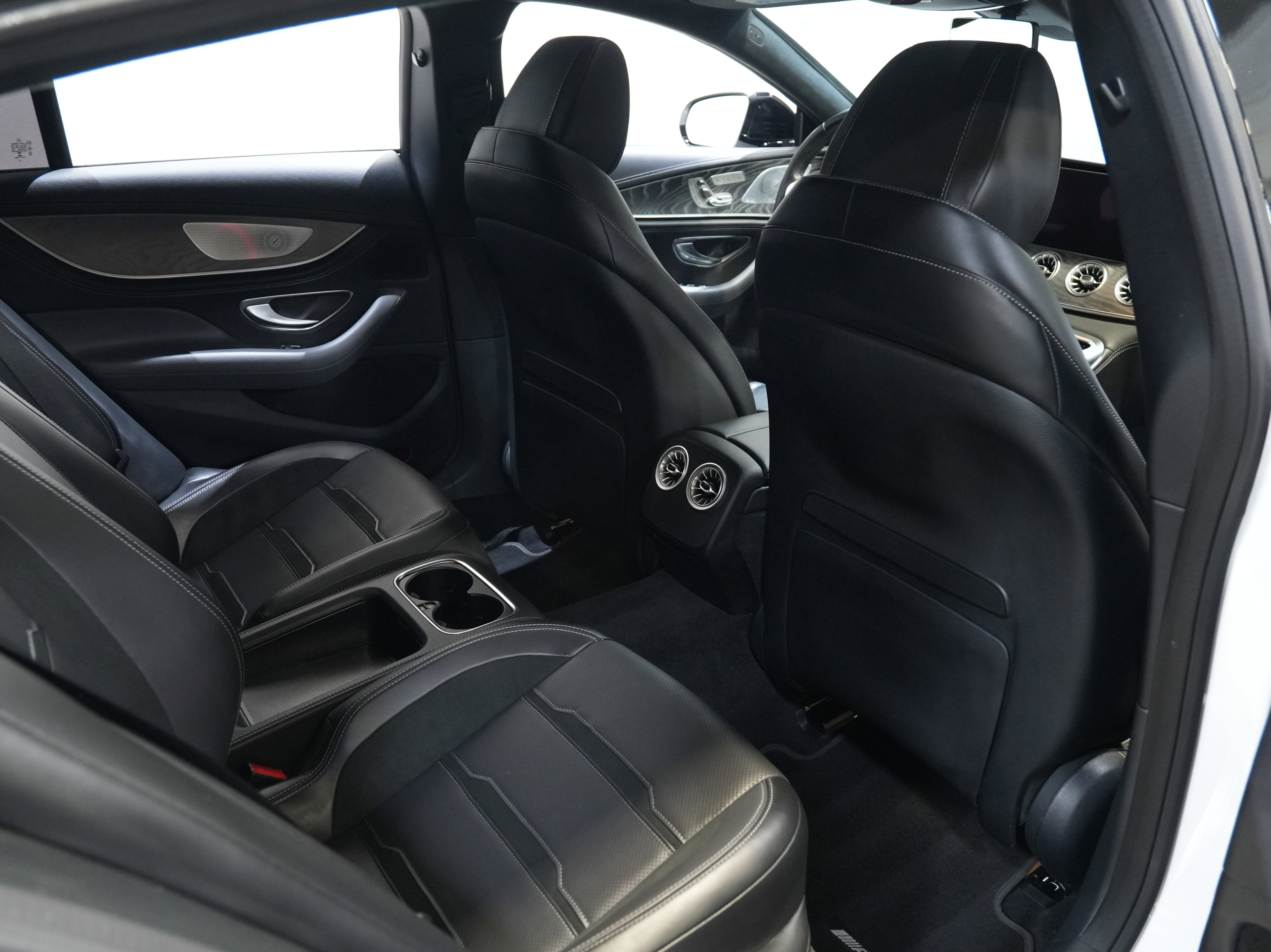 Used 2019 Mercedes-Benz AMG GT 63 w/ AMG Aerodynamics Package image 43