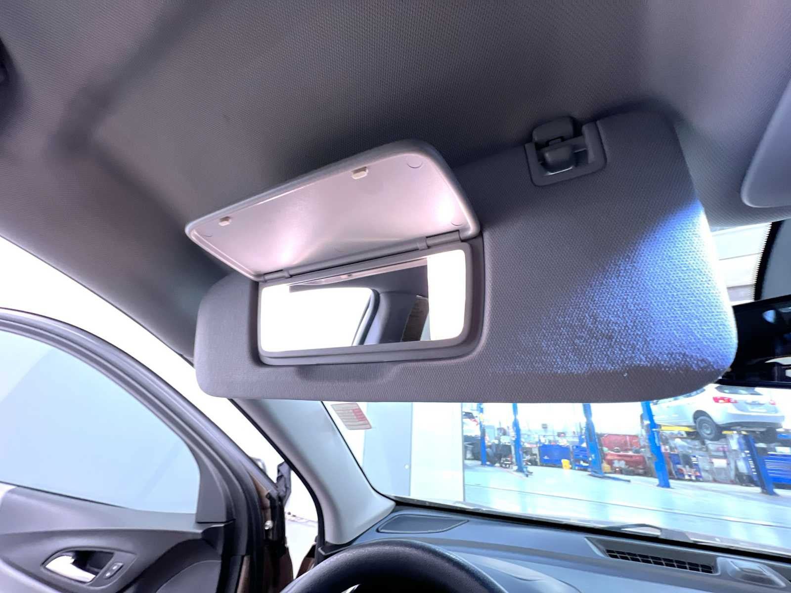Used 2019 Chevrolet Equinox LS w/ LS Convenience Package AWD/4WD image 33