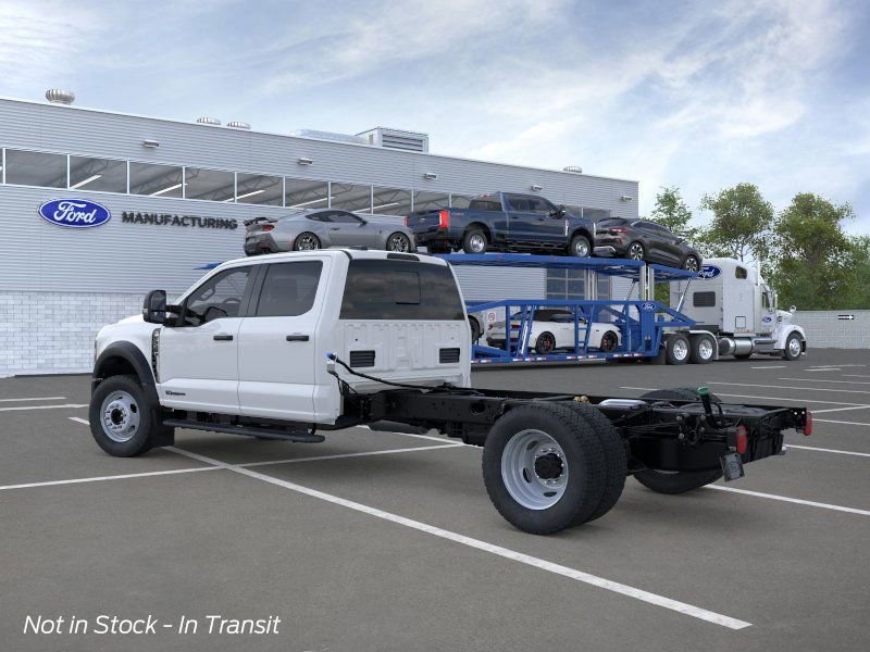 New 2026 Ford F550 4x4 Crew Cab image 4