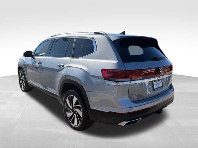 Used 2025 Volkswagen Atlas SEL image 11